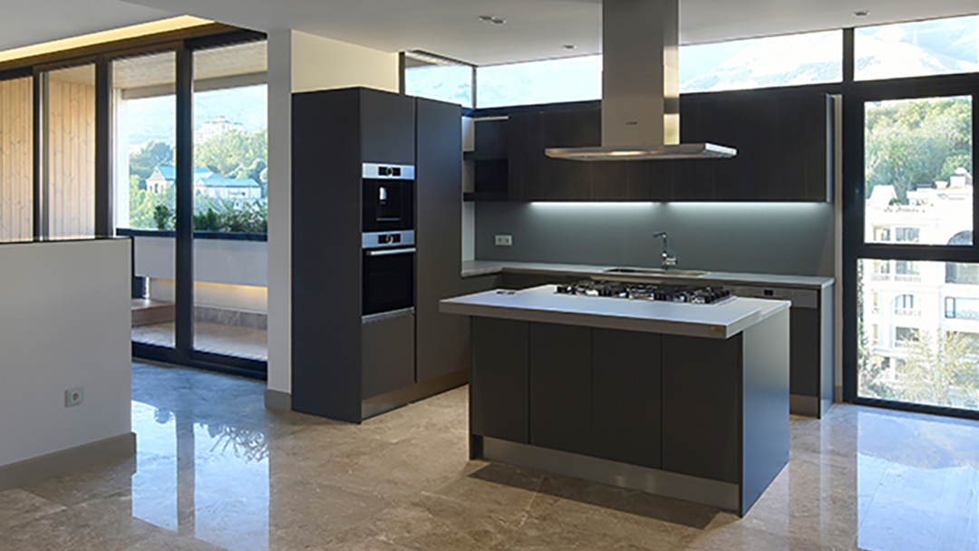 Kitchen windows above cabinets bringing